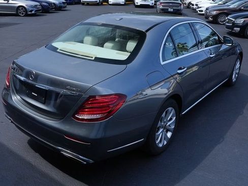 Used 2018 Mercedes-Benz E 300 4MATIC image 15