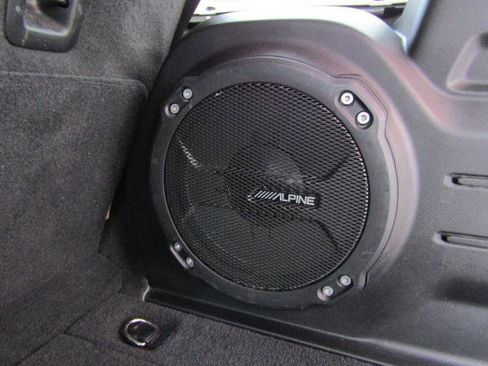 Used 2019 Jeep Wrangler Unlimited Rubicon w/ Dual Top Group image 24