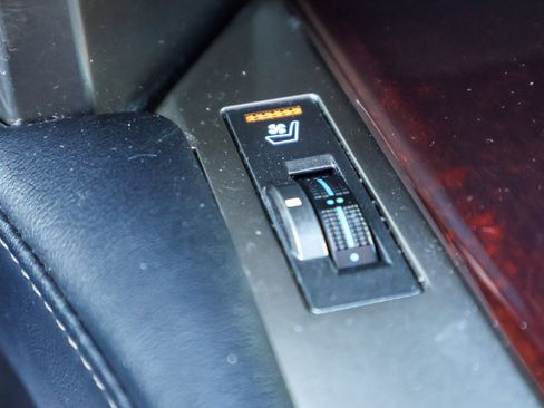 Used 2014 Lexus GX 460 image 8