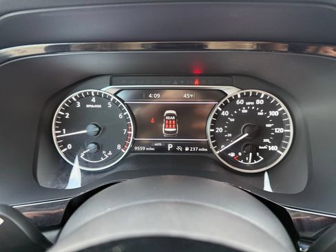 Certified 2024 Nissan Pathfinder SL AWD/4WD image 21