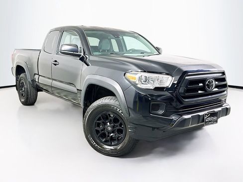 Used 2021 Toyota Tacoma SR w/ SX Package AWD/4WD image 1