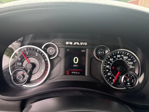 Used 2022 RAM 3500 Tradesman w/ Chrome Appearance Group AWD/4WD image 28