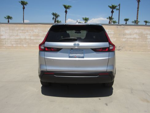 Certified 2025 Honda CR-V EX image 7