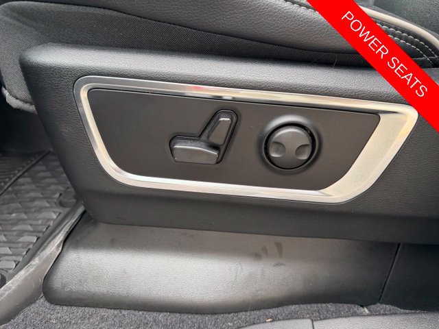 Used 2026 RAM 1500 Laramie w/ Sport Appearance Package AWD/4WD image 8