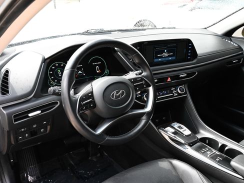 Used 2021 Hyundai Sonata Limited FWD image 16
