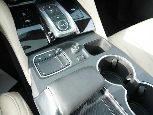 Certified 2024 Acura MDX SH-AWD w/ Technology Package image 23