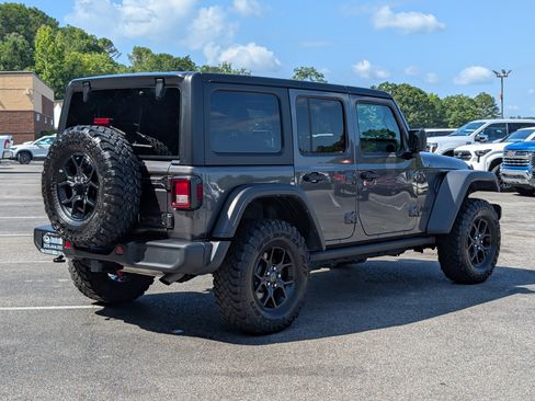 Used 2024 Jeep Wrangler Unlimited Sport AWD/4WD image 9