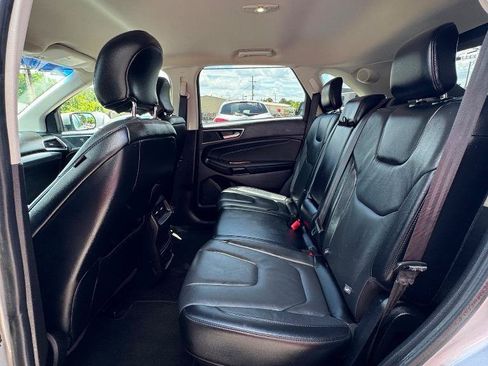 Used 2017 Ford Edge Titanium w/ Technology Package FWD image 17