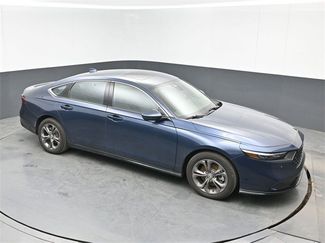 Used 2025 Honda Accord EX-L video 1