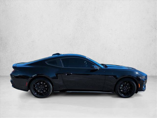 Used 2025 Ford Mustang GT Premium RWD image 4
