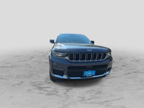 New 2025 Jeep Grand Cherokee L Limited image 3