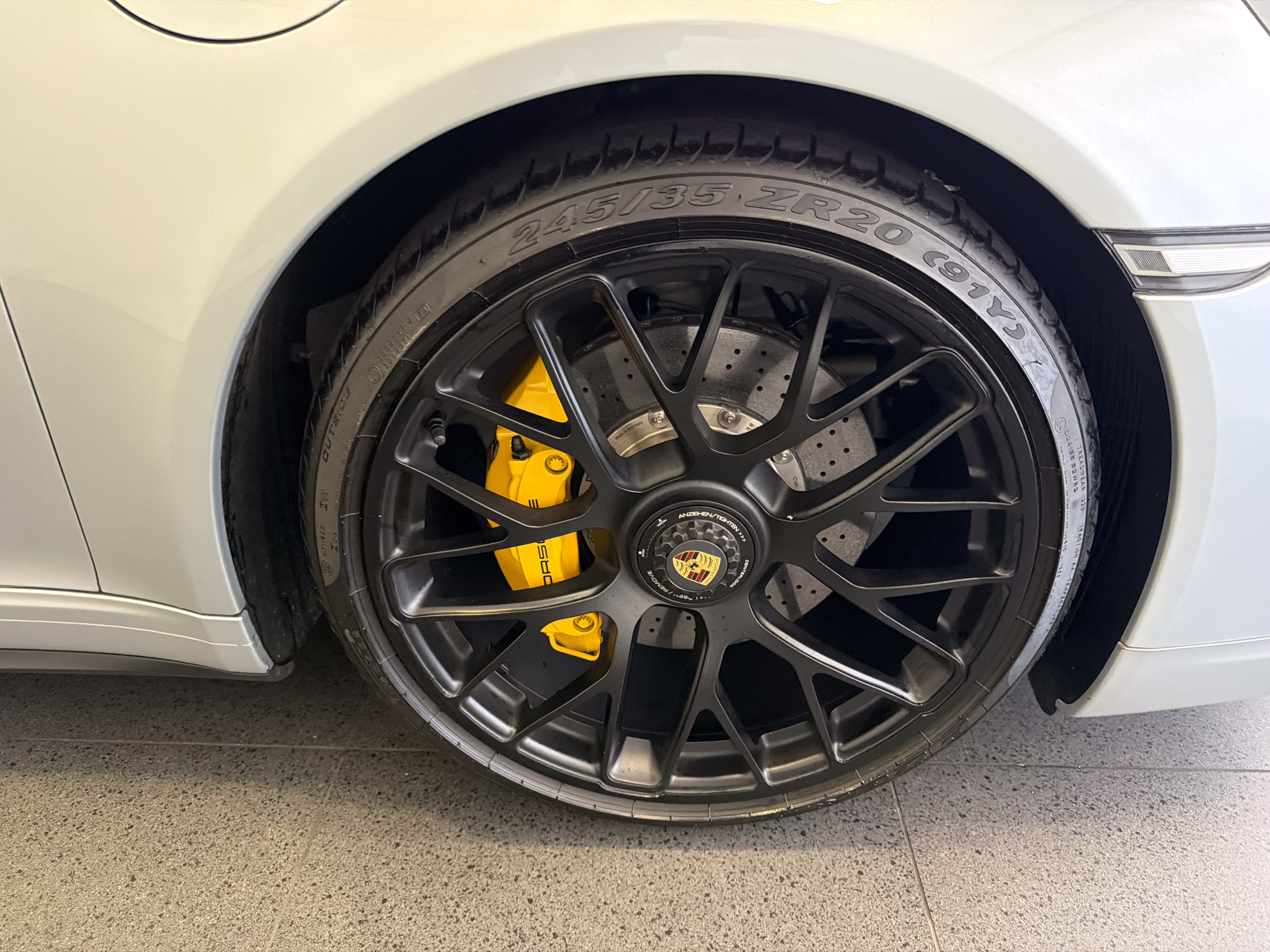 Used 2016 Porsche 911 Carrera GTS RWD image 14