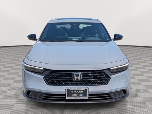 Used 2025 Honda Accord Sport image 8