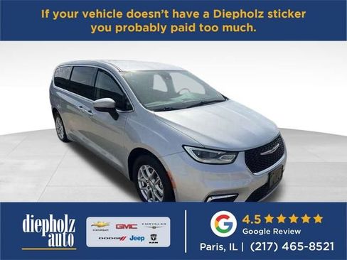 Used 2023 Chrysler Pacifica Touring-L image 1