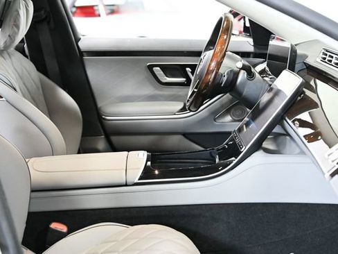 Used 2023 Mercedes-Benz S 580 4MATIC Sedan image 51