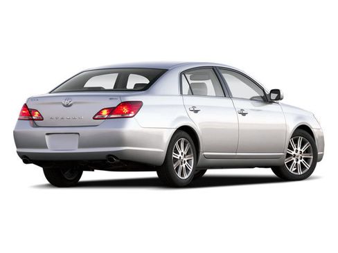 Used 2010 Toyota Avalon Limited image 2