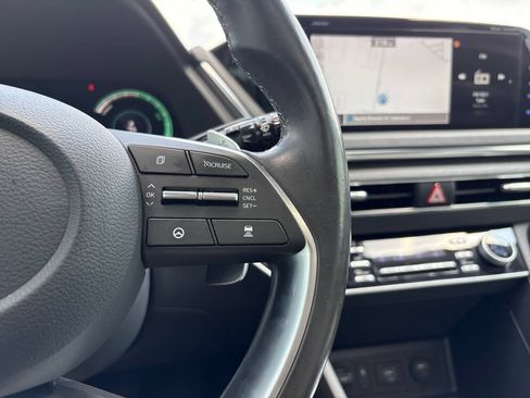 Certified 2023 Hyundai Sonata Limited FWD image 14