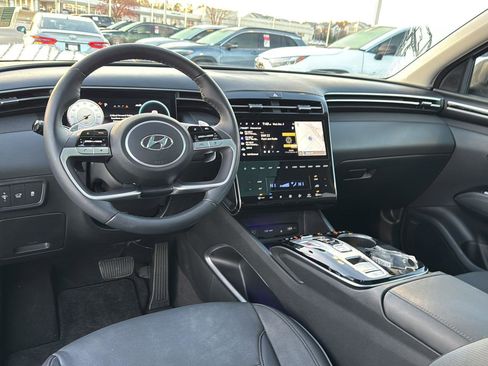 Used 2023 Hyundai Tucson Limited image 16