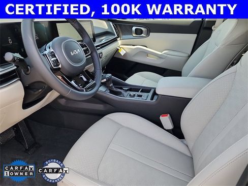 Certified 2025 Kia Sorento S w/ Panoramic Sunroof Package image 12