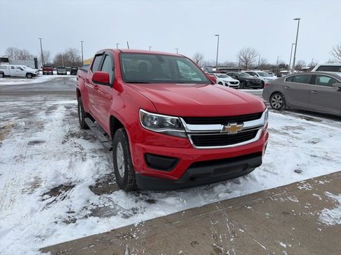 Used 2020 Chevrolet Colorado W/T w/ WT Convenience Package image 4