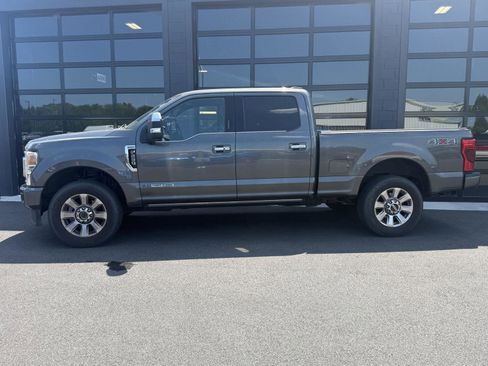 Used 2020 Ford F250 Platinum AWD/4WD image 2