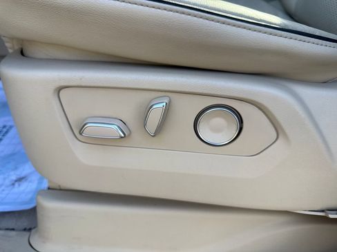 Used 2021 Cadillac Escalade Premium Luxury w/ Driver Assist Tech Package AWD/4WD image 10