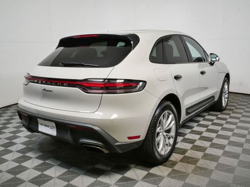 Used 2022 Porsche Macan AWD/4WD image 29