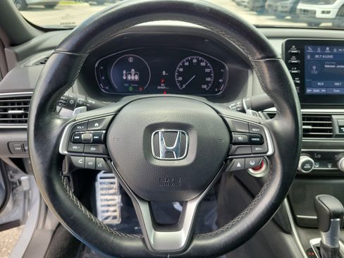 Used 2021 Honda Accord Sport image 25
