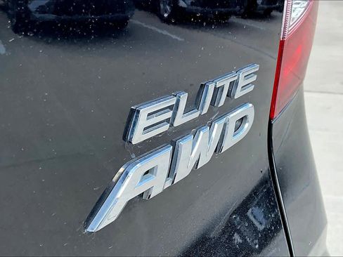 Used 2022 Honda Pilot Elite image 18