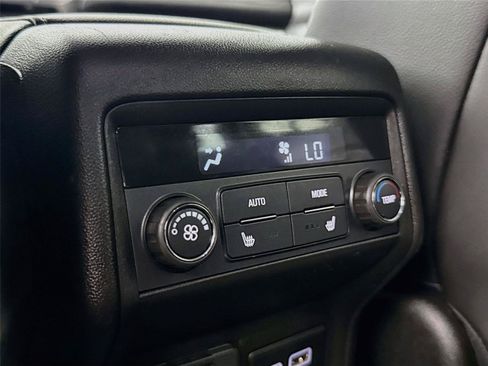 Used 2023 GMC Acadia AT4 w/ Preferred Package AWD/4WD image 27