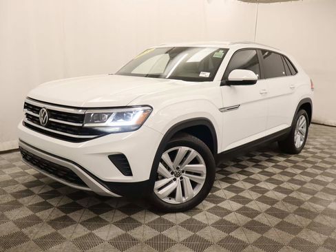 Used 2023 Volkswagen Atlas Cross Sport SE FWD image 1