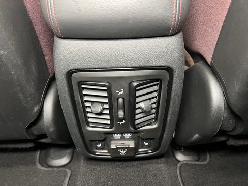 Used 2025 Dodge Durango R/T image 25