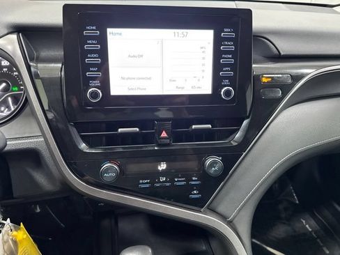 Used 2021 Toyota Camry SE AWD/4WD image 16
