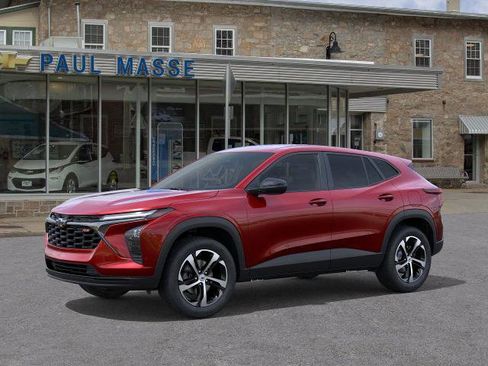 New 2026 Chevrolet Trax RS w/ Driver Confidence Package image 2