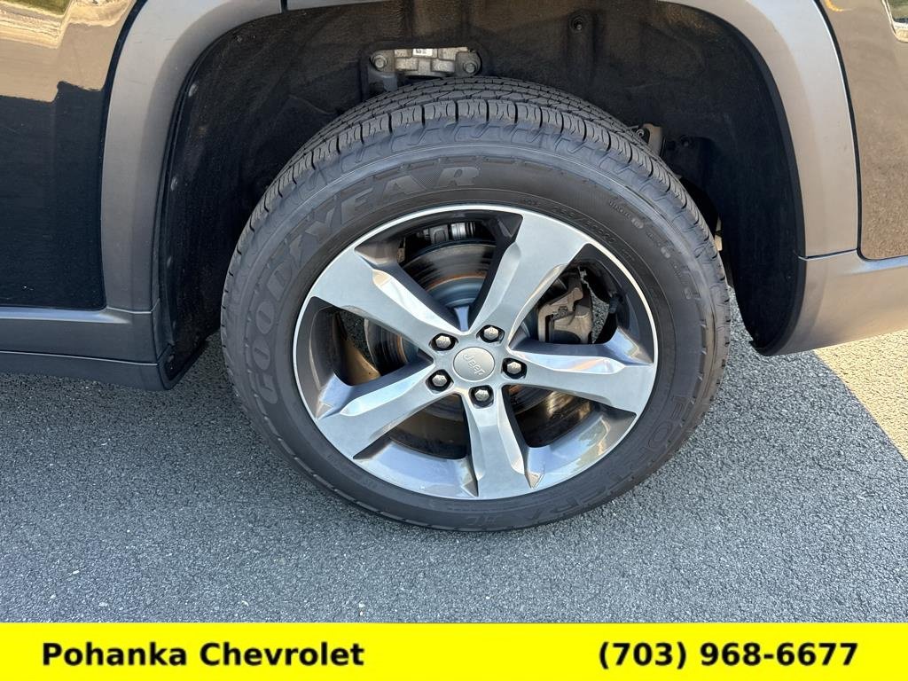 Used 2021 Jeep Grand Cherokee L Limited AWD/4WD image 26