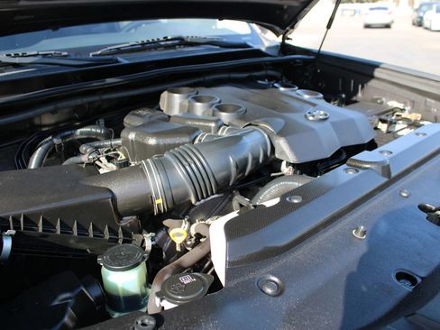 Used 2021 Toyota 4Runner SR5 RWD image 31