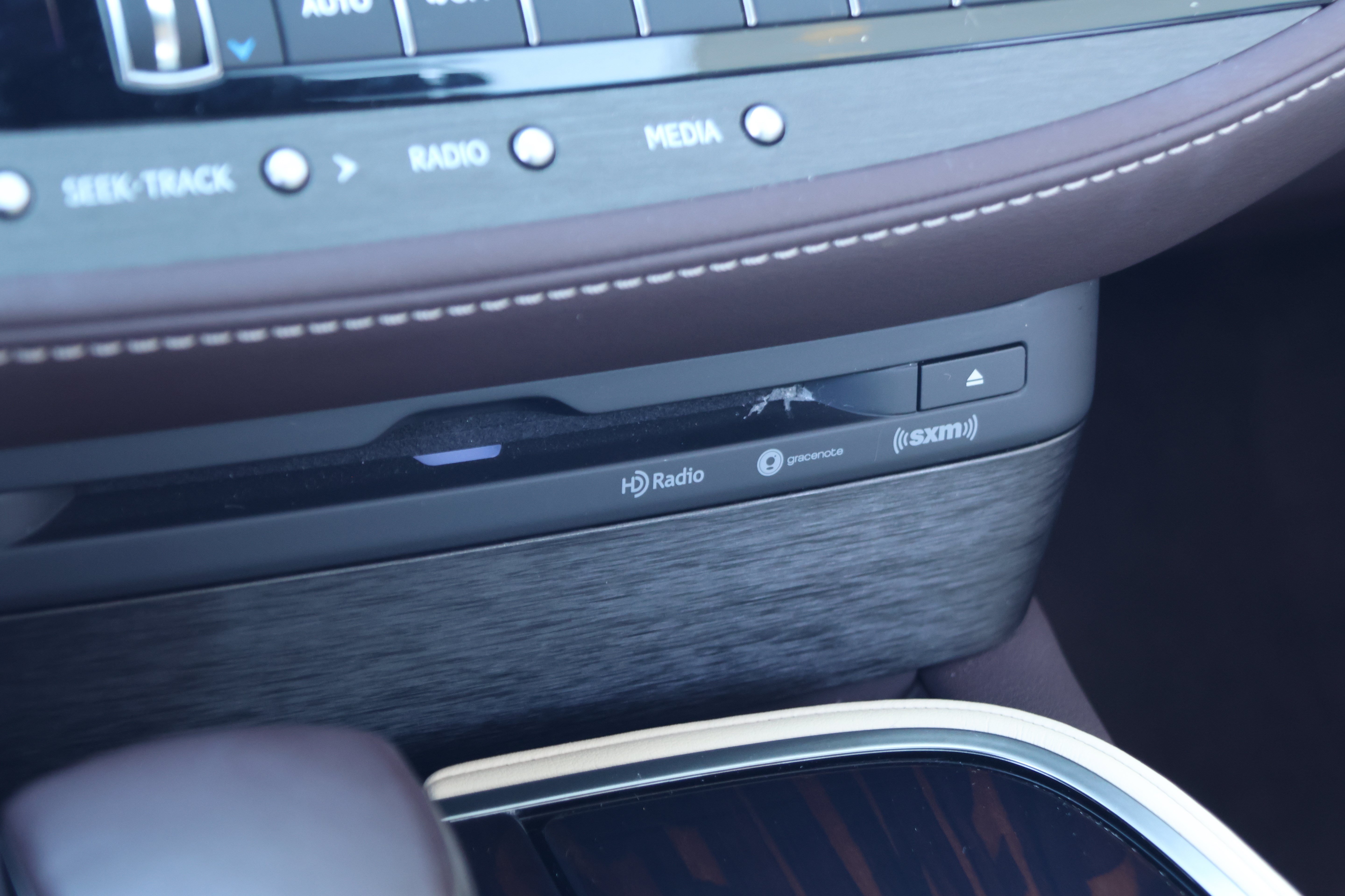 Used 2020 Lexus LS 500 w/ Interior Upgrade Package RWD image 25