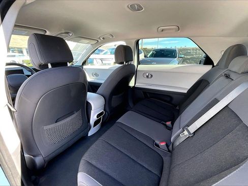 Certified 2022 Hyundai Ioniq 5 SE w/ Cargo Package image 16