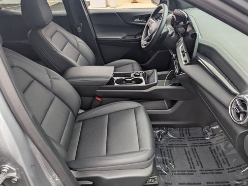 Certified 2026 Chevrolet Equinox LT w/ Convenience Package II AWD/4WD image 7