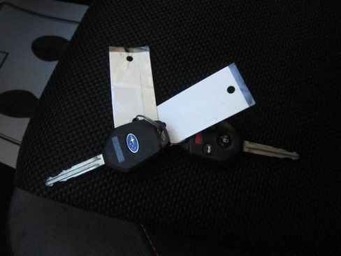 Used 2017 Subaru Crosstrek 2.0i Premium image 38