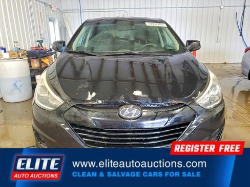 Used 2015 Hyundai Tucson GLS w/ Option Group 02 AWD/4WD image 10