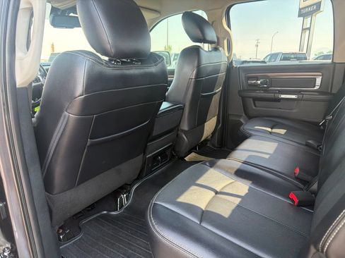 Used 2018 RAM 1500 Laramie AWD/4WD image 22