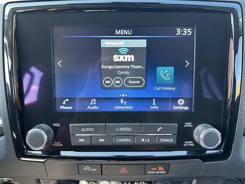 Used 2024 Nissan Frontier SL w/ Technology Package image 23