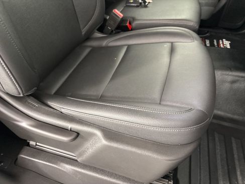 Used 2022 Chevrolet Silverado 1500 W/T w/ WT Value Package image 22