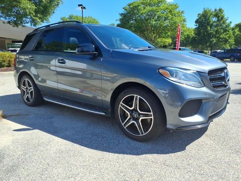 Used 2019 Mercedes-Benz GLE 43 AMG 4MATIC image 4