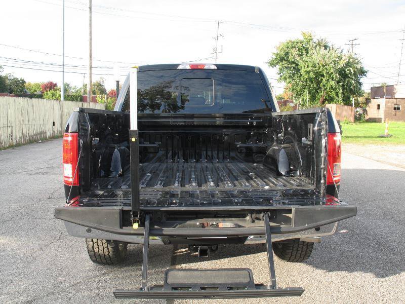 Used 2017 Ford F150 XLT w/ Equipment Group 302A Luxury AWD/4WD image 10