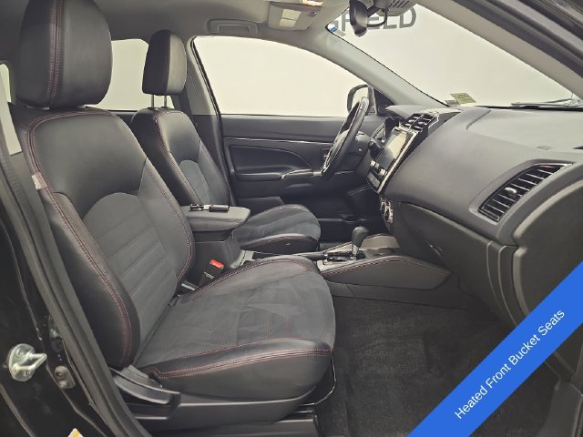 Used 2024 Mitsubishi Outlander Sport SE AWD/4WD image 9
