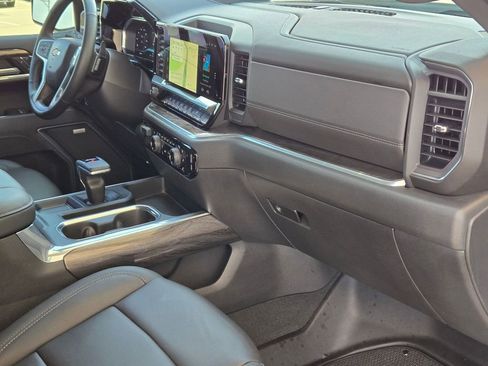 Used 2025 Chevrolet Silverado 1500 LTZ w/ LTZ Premium Texas Edition image 27