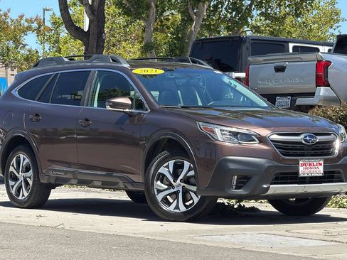 Used 2021 Subaru Outback Limited AWD/4WD image 2