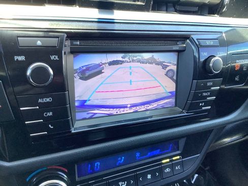 Used 2015 Toyota Corolla S FWD image 42